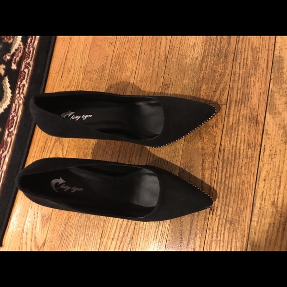 Studded black heels - Picture 3 of 3